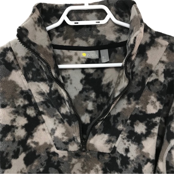 Zella Gray Camo Fleece Jacket - Picture 3 of 10